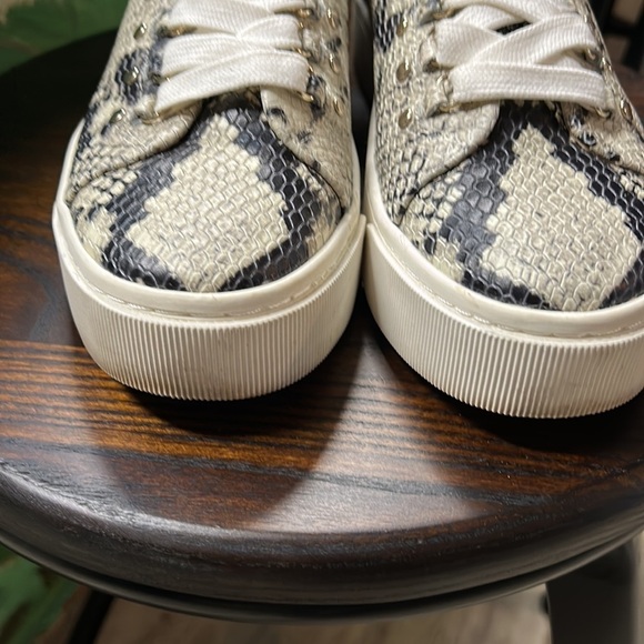 Joie Handan Snakeskin-Embossed Leather Platform Lace-Up Sneakers EU 39.5 US 9.5 - Picture 2 of 5